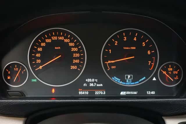 BMW 3-Serie (2016) thumbnail 5