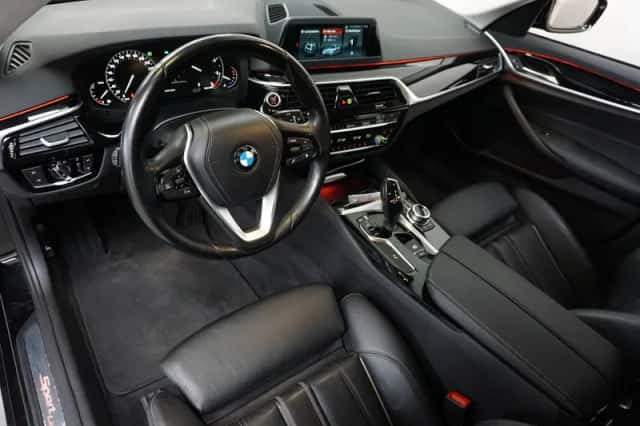 BMW 5-Serie (2017) thumbnail 2