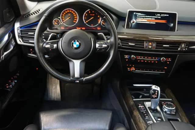 BMW X5 (2015) thumbnail 3