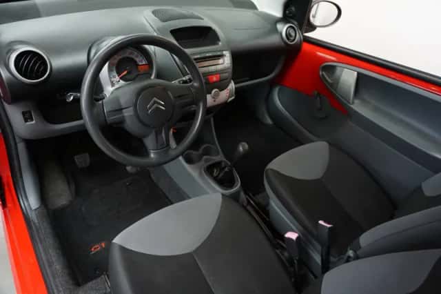Citroën C1 (2010) thumbnail 2