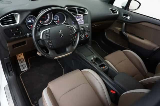 Citroën DS4 (2011) thumbnail 2