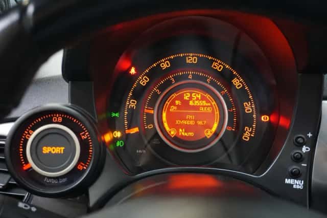 Fiat 500C (2010) thumbnail 5