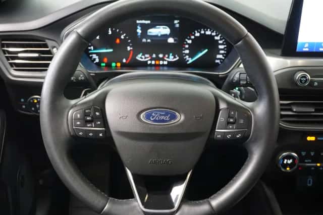 Ford Focus (2020) thumbnail 4