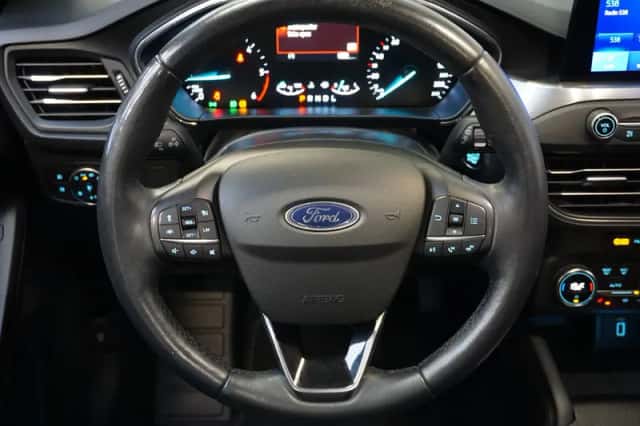 Ford Focus (2020) thumbnail 4