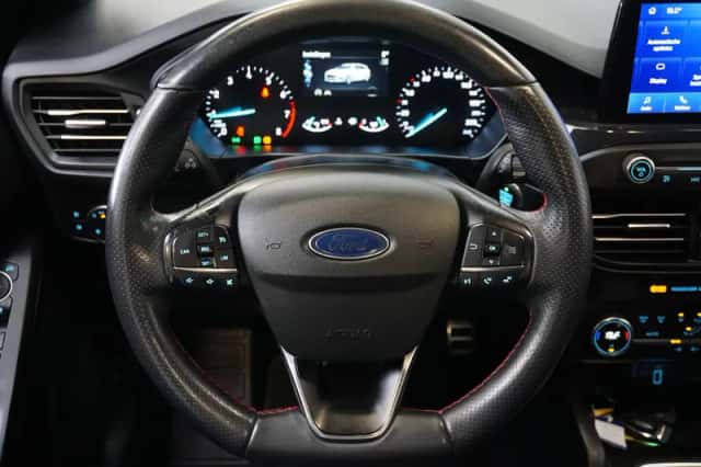 Ford Focus (2020) thumbnail 4