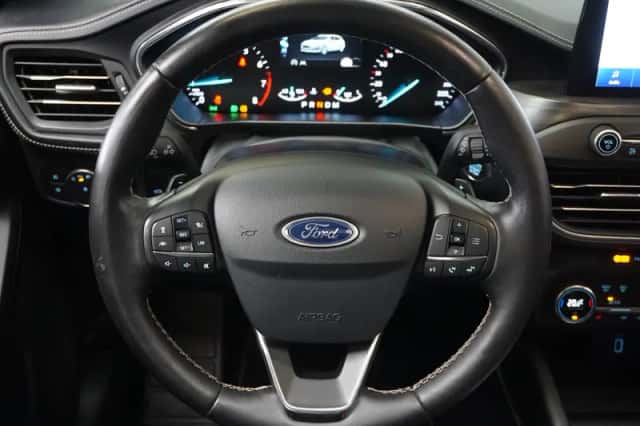 Ford Focus (2019) thumbnail 4