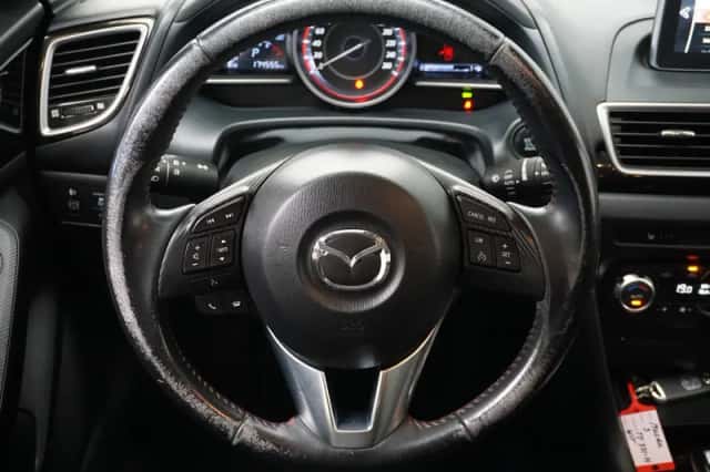 Mazda 3 (2014) thumbnail 4