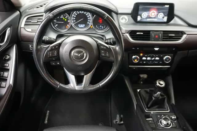 Mazda 6 (2015) thumbnail 3