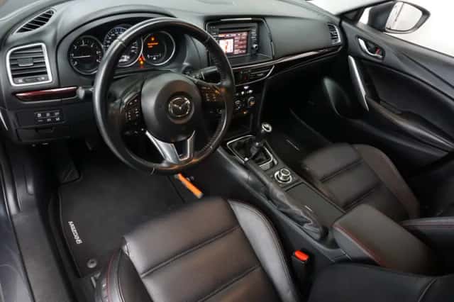 Mazda 6 (2015) thumbnail 2