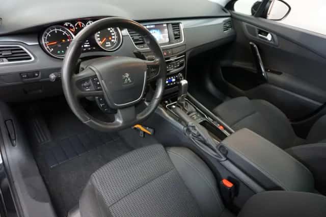Peugeot 508 (2016) thumbnail 2
