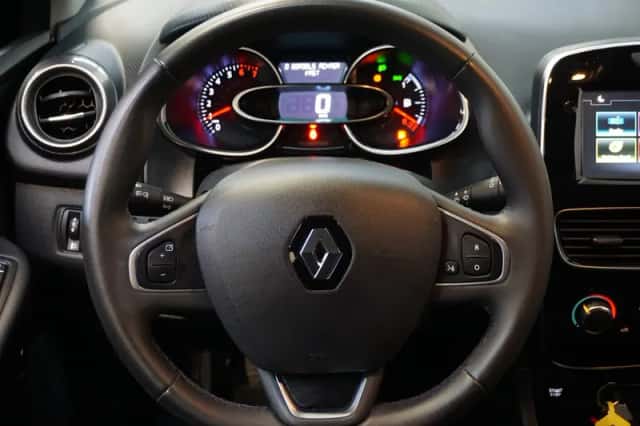 Renault Clio (2017) thumbnail 4