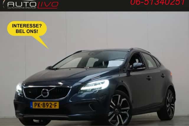 Volvo V40 (2017) thumbnail 1