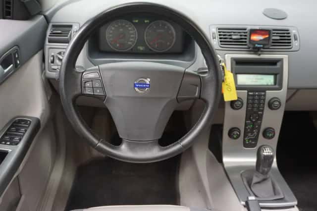 Volvo V50 (2005) thumbnail 3