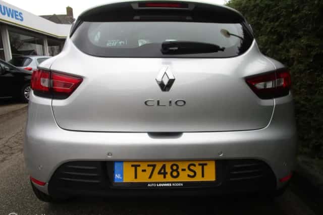 Renault Clio (2019) thumbnail 6