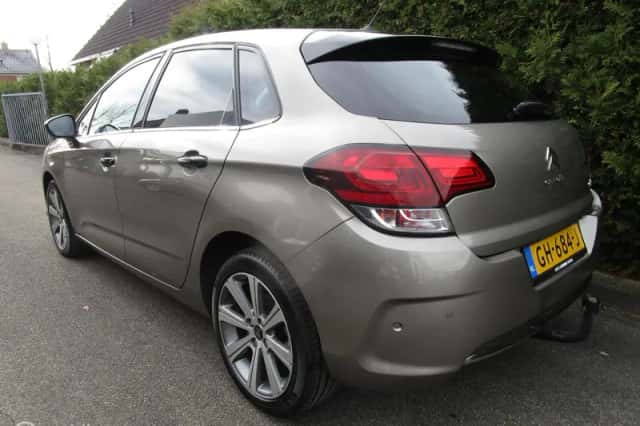 Citroën C4 (2015) thumbnail 4