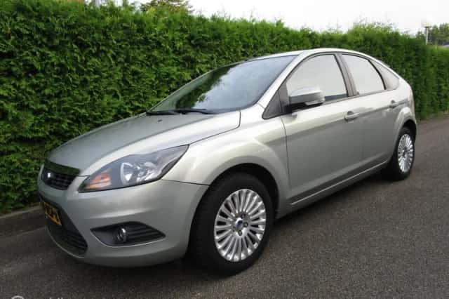 Ford Focus (2009) thumbnail 1