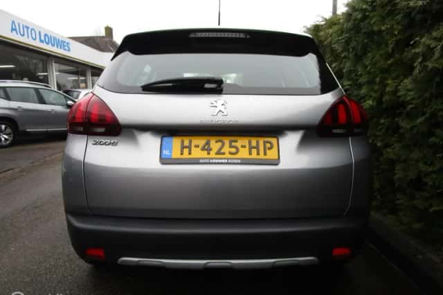 Peugeot 2008 (2019) thumbnail 5