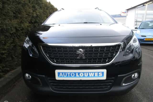 Peugeot 2008 (2019) thumbnail 2