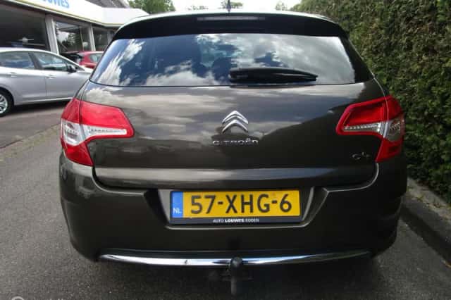Citroën C4 (2012) thumbnail 3