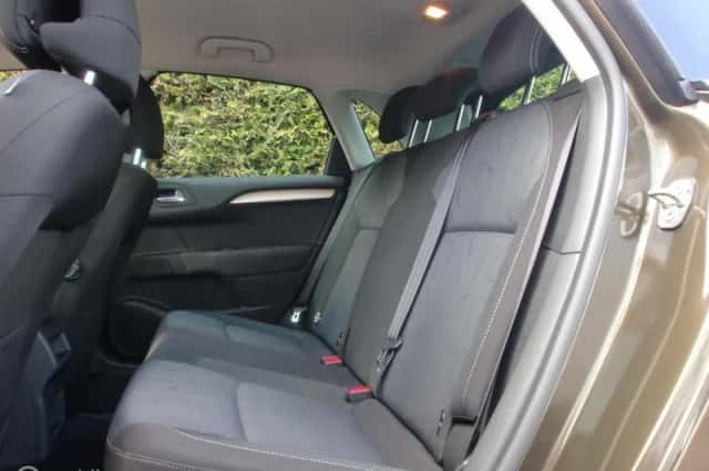 Citroën C4 (2012) thumbnail 6