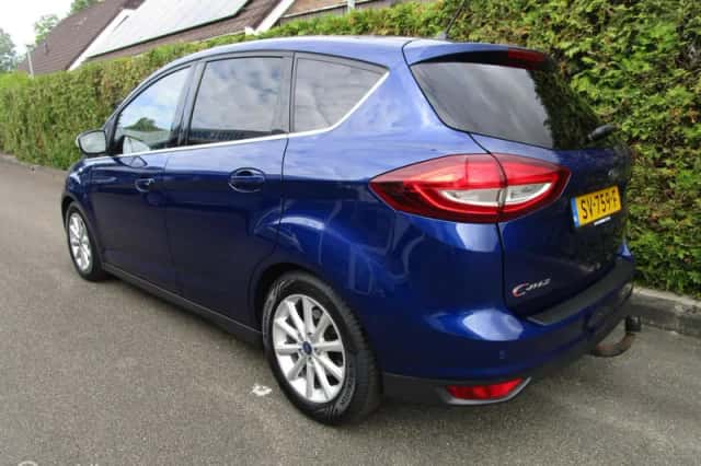 Ford C-Max (2017) thumbnail 5