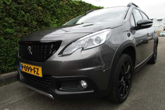 Peugeot 2008 (2019) thumbnail 4