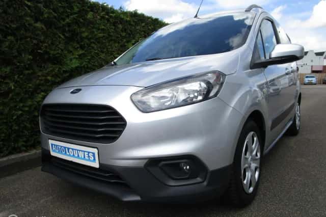 Ford Tourneo Connect (2019) thumbnail 3