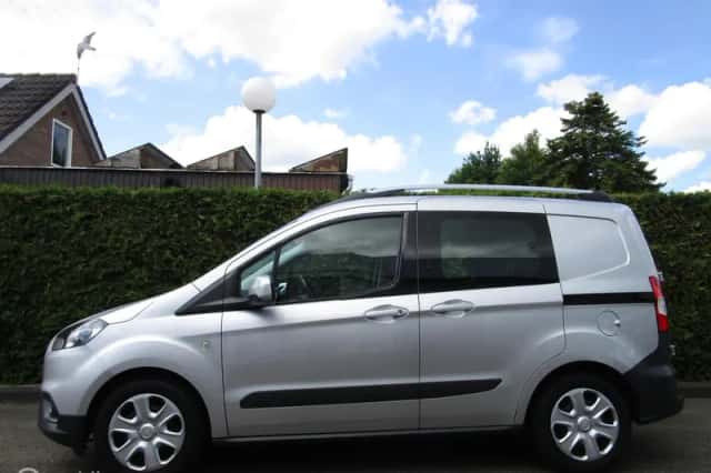 Ford Tourneo Connect (2019) thumbnail 6