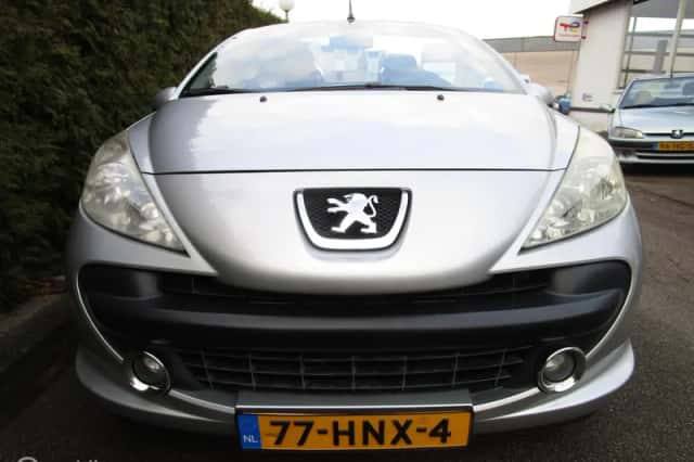 Peugeot 207 (2009) thumbnail 3
