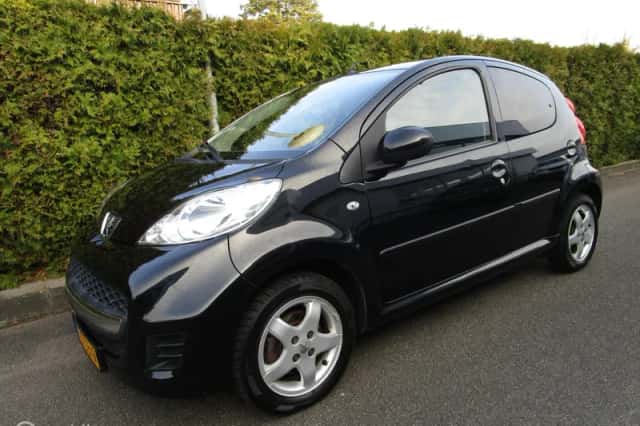 Peugeot 107 (2012) thumbnail 1