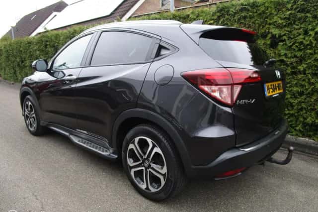 Honda HR-V (2017) thumbnail 6