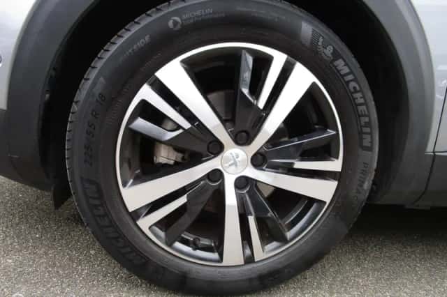 Peugeot 3008 (2020) thumbnail 5