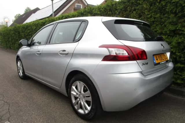 Peugeot 308 (2014) thumbnail 6