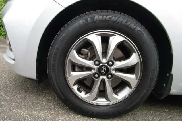 Hyundai i20 (2019) thumbnail 4