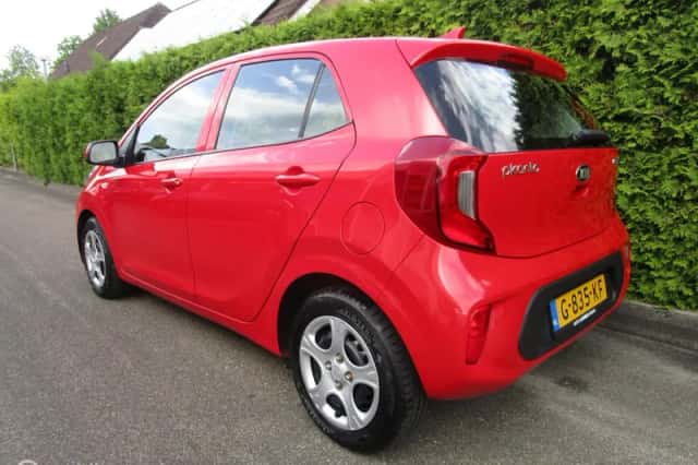 Kia Picanto (2019) thumbnail 5