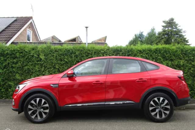 Renault Arkana (2021) thumbnail 3