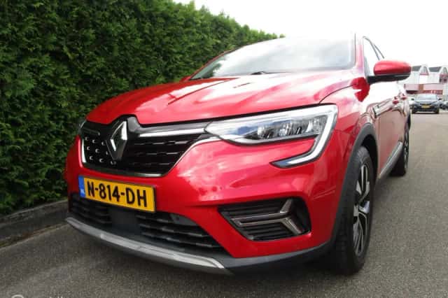 Renault Arkana (2021) thumbnail 5