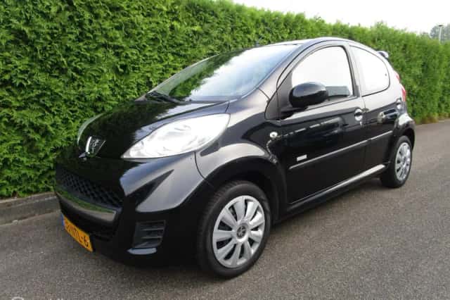 Peugeot 107 (2010) thumbnail 1