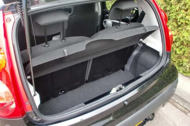Peugeot 107 (2010) thumbnail 6