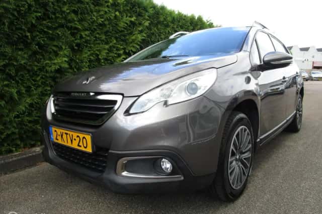 Peugeot 2008 (2013) thumbnail 3