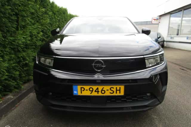 Opel Grandland (2022) thumbnail 2