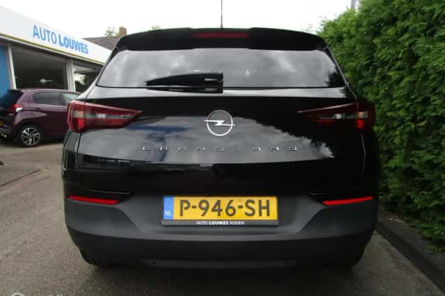 Opel Grandland (2022) thumbnail 6