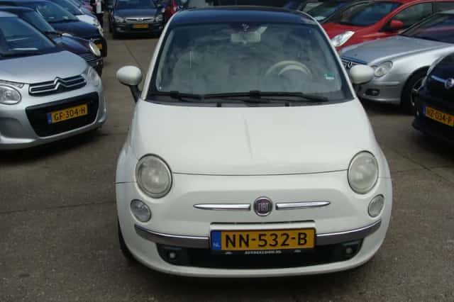 Fiat 500 (2009) thumbnail 2