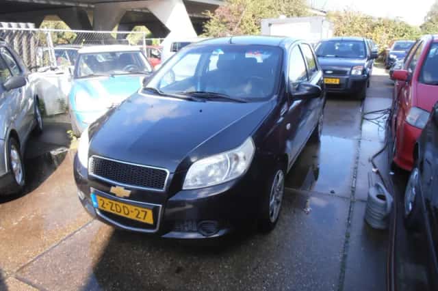 Chevrolet Aveo (2009) thumbnail 3