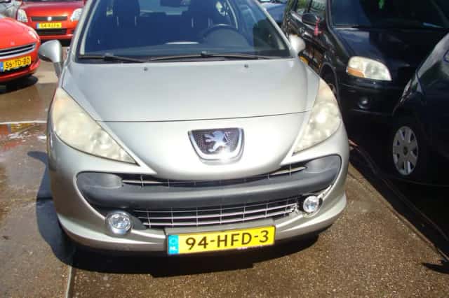 Peugeot 207 (2008) thumbnail 2