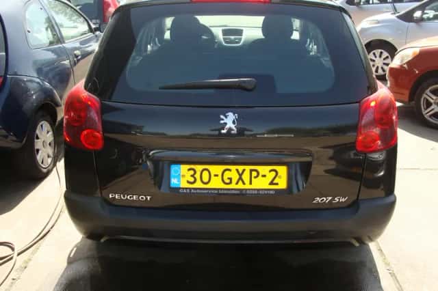 Peugeot 207 (2008) thumbnail 5