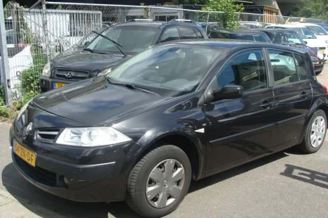 Renault Mégane (2008) thumbnail 3