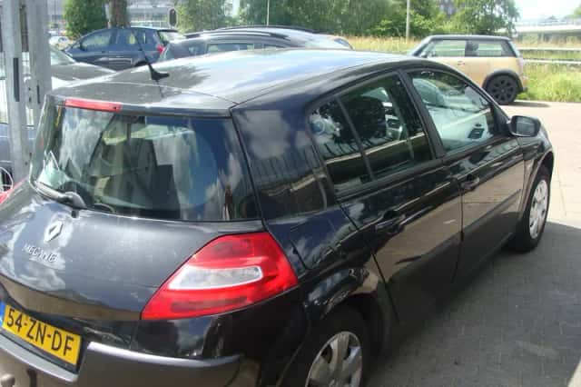 Renault Mégane (2008) thumbnail 4