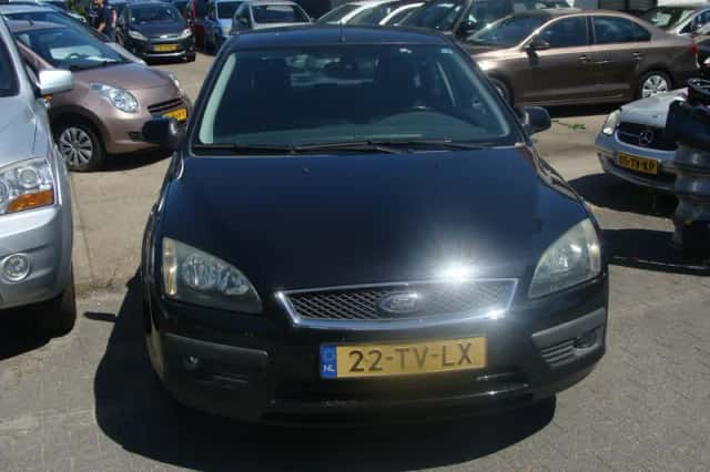 Ford Focus (2007) thumbnail 2
