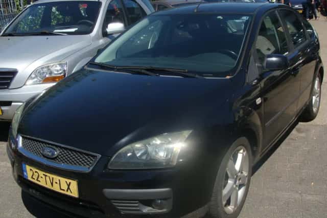 Ford Focus (2007) thumbnail 3